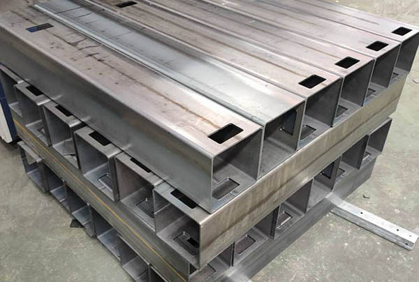 成县大口径无缝方管